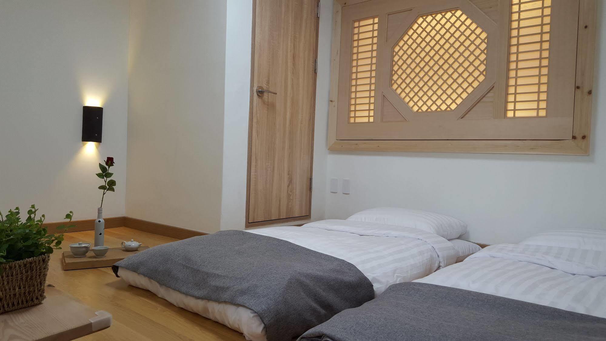 Woo Guest House Сеул Экстерьер фото